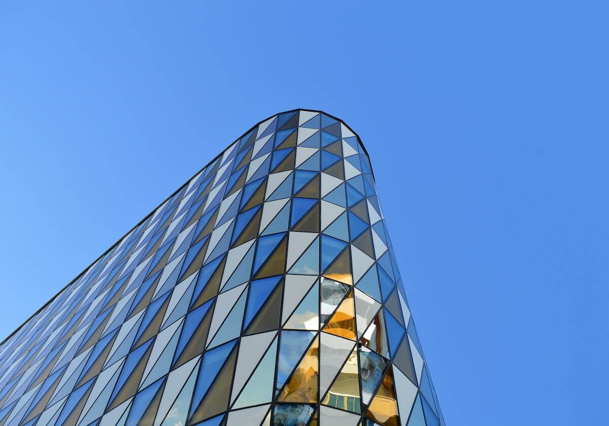 九游体育app下载-时隔25年再夺冠 上海女排击败江苏女排登顶排超联赛